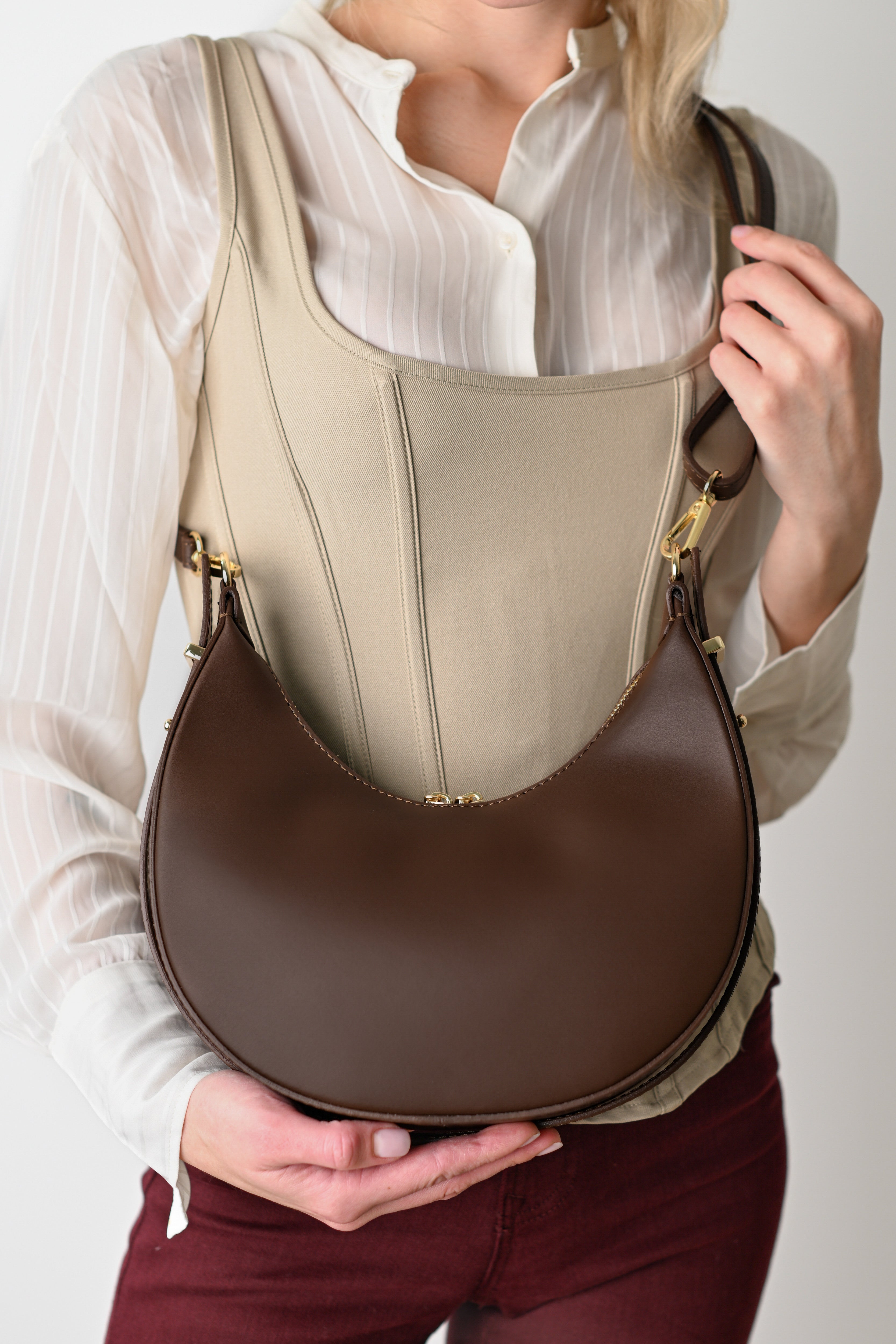 MOLLY CIOCOLATĂ NEAGRĂ